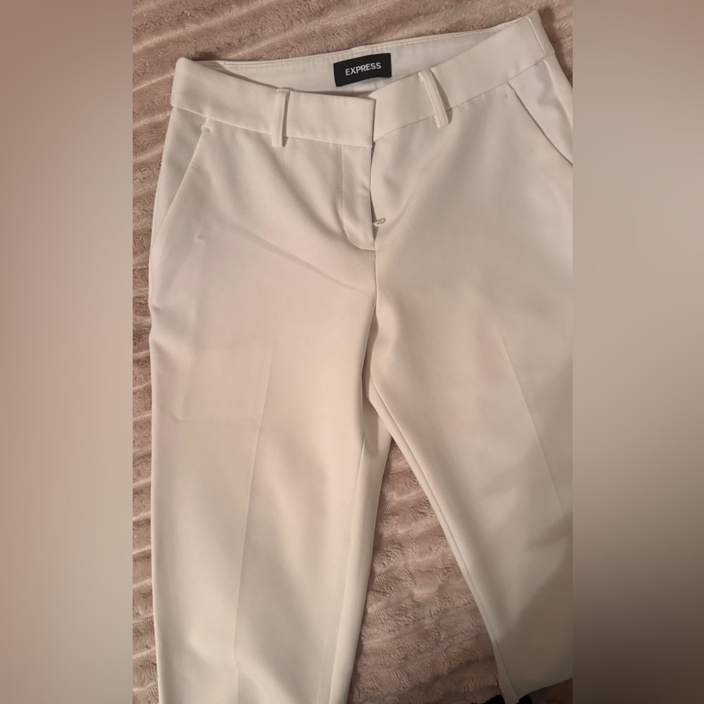 Gorgeous Express mid-rise white pants, 2R, excellent condition